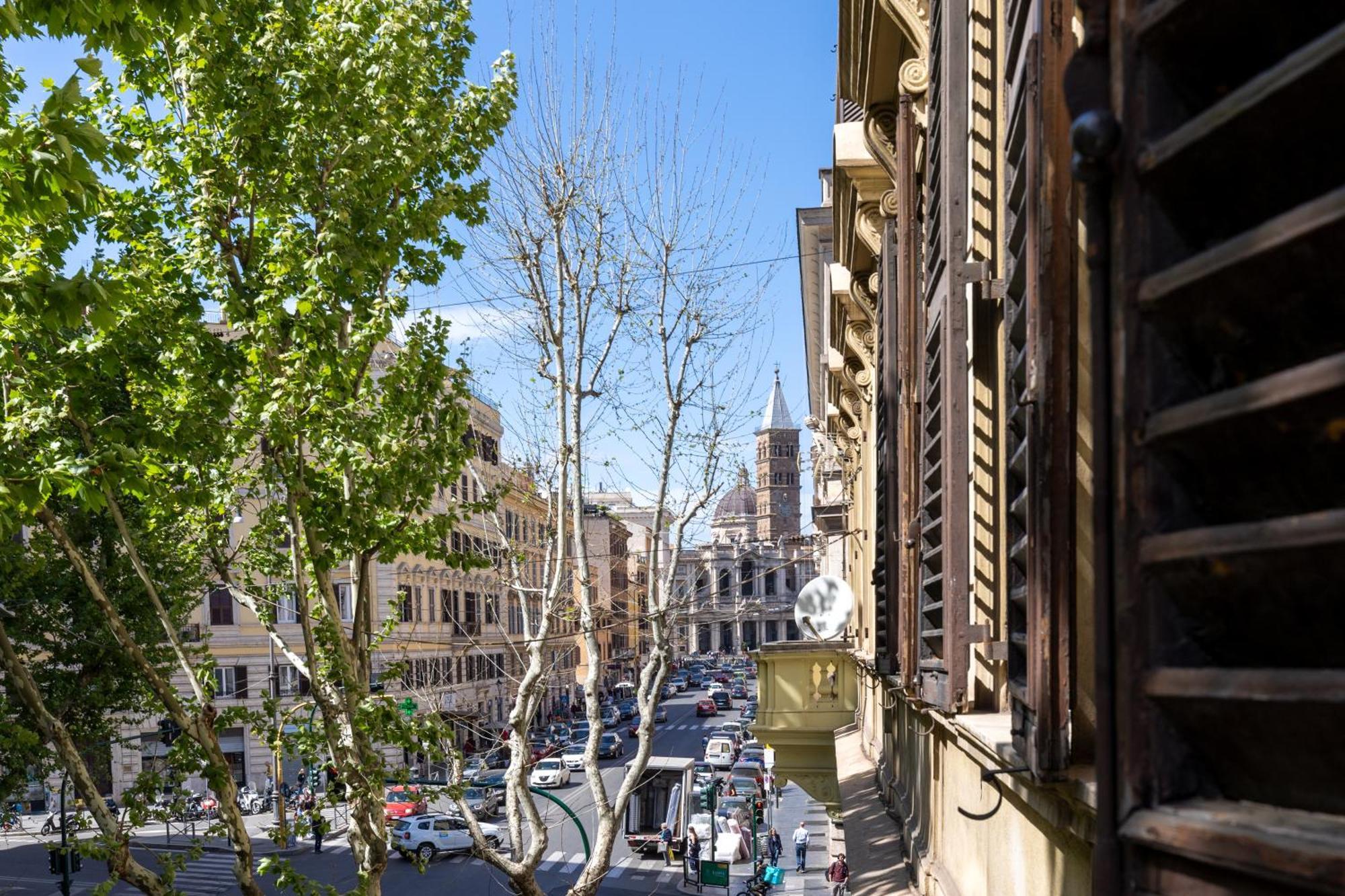 The 38 Home L Homkeey Luxury Apartment I Colosseum ローマ エクステリア 写真
